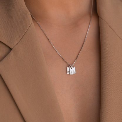 Clara – Collier Mini Tag avec Initiale Personnalisée