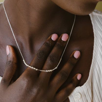 Leanie – Collier Code Morse Personnalisé