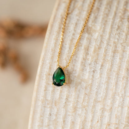 Celia – Collier Pendentif Goutte d'Eau Zircon