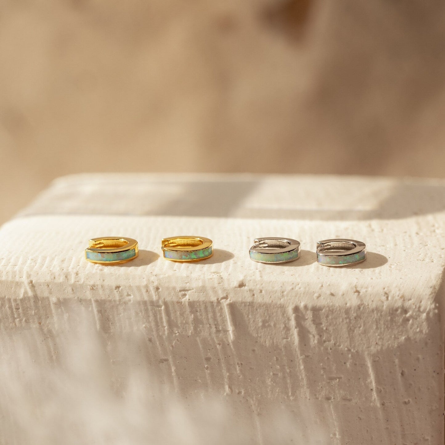 Bagues à incrustations d’opale - Boucles d’oreilles en opale
