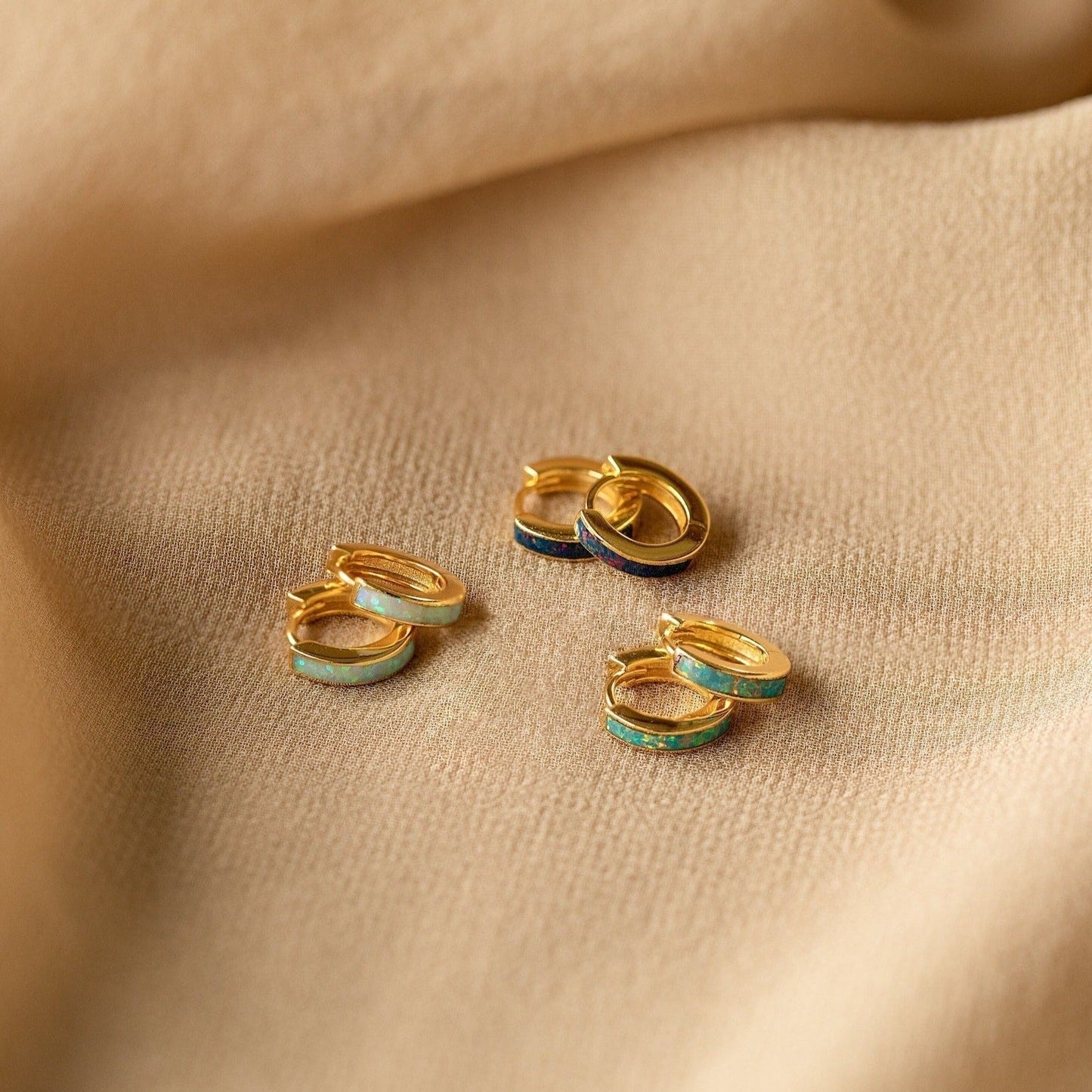 Bagues à incrustations d’opale - Boucles d’oreilles en opale