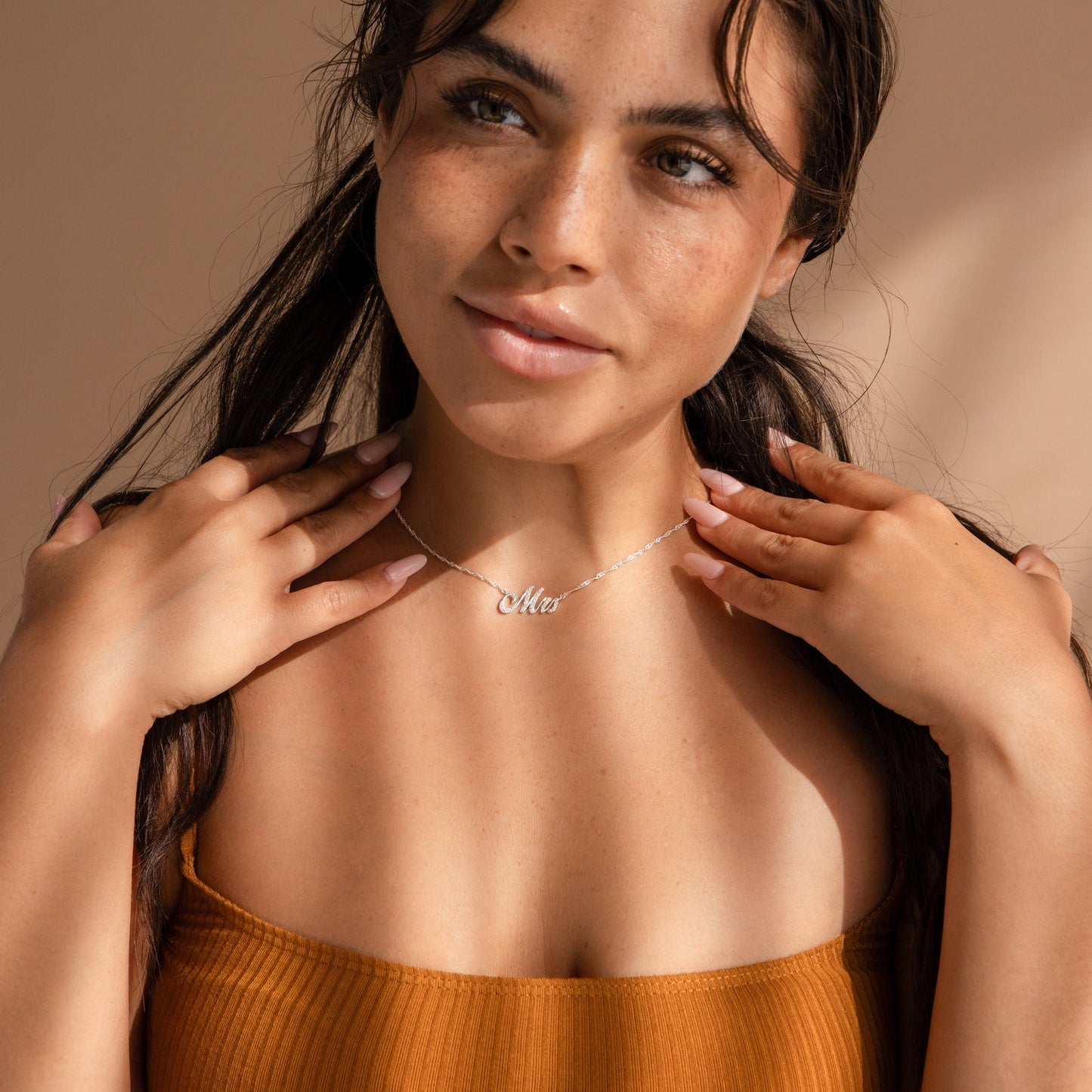 Claire – Collier Prénom Pavé Brillant