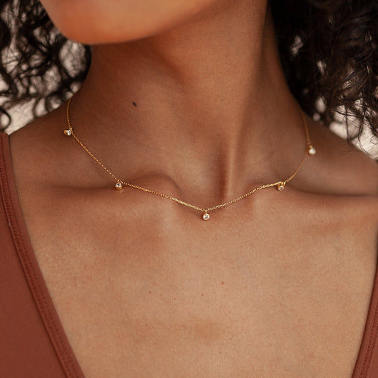 Tilly – Collier Station Diamant