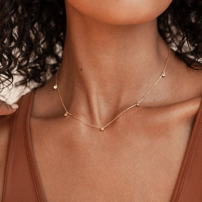 Tilly – Collier Station Diamant