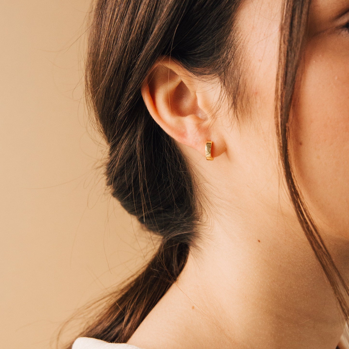 Classiques Huggies - Petites Boucles d'Oreilles Minimalistes