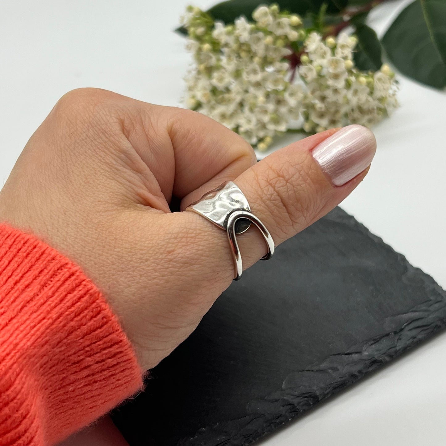 Bague Épaisse Martelée – Artisanale & Unisexe