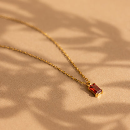 Victoria – Collier Taille Émeraude
