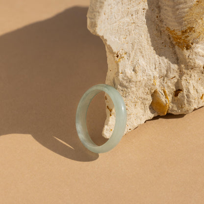 Amelie – Bague Fine en Jade