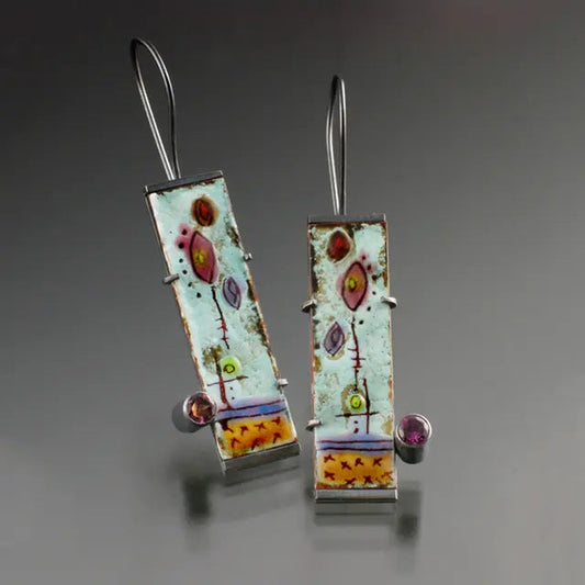 Elowen – Boucles d’oreilles vintage avec breloques en émail