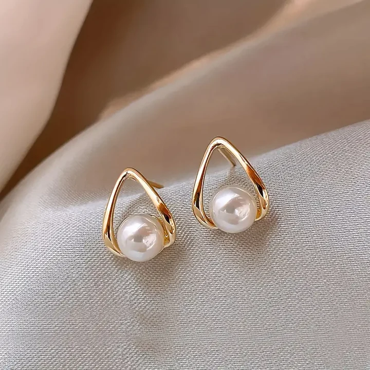 Geah – Boucles d’Oreilles Creuses en Perles d’Or
