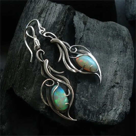 Tony – Boucles d'Oreilles Vintage en Argent avec Opale Bleue