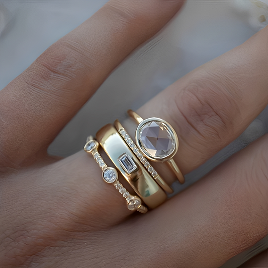 Amandine – Set de Bagues Vintage en Or et Zirconium