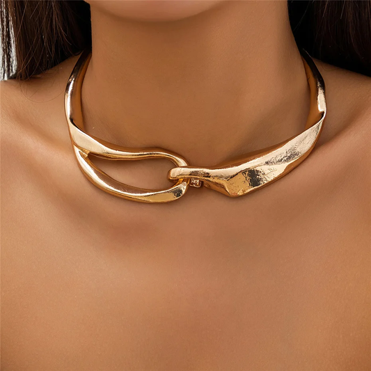 Ariane – Collier Doré au Style Vintage
