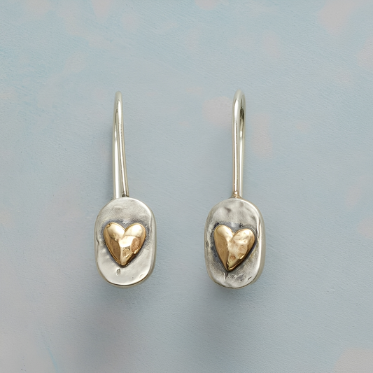 Clarisse – Boucles d’Oreilles Cœur Doré Style Rétro