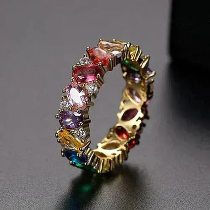 Colette – Bague audacieuse scintillante arc-en-ciel