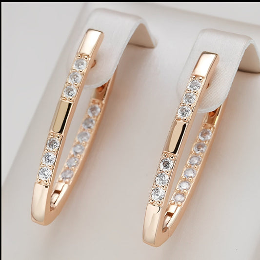 Leani – Boucles d'Oreilles Élégantes en Zirconium Doré