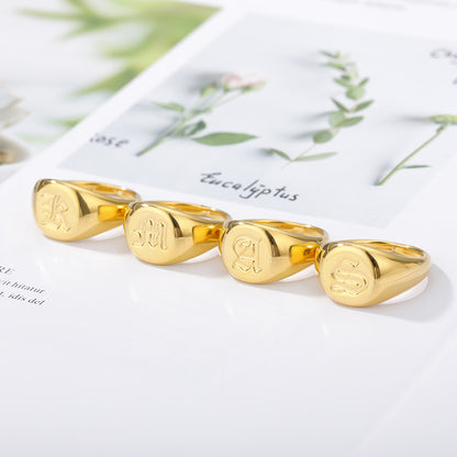 Elise – Bague Lettre en Police Anglaise Ancienne