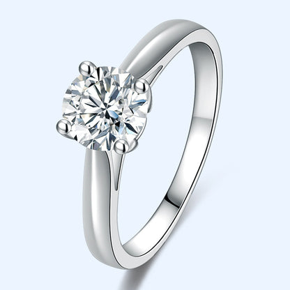 Ashley – Bague de Mariage Élégante en Diamant Simulé