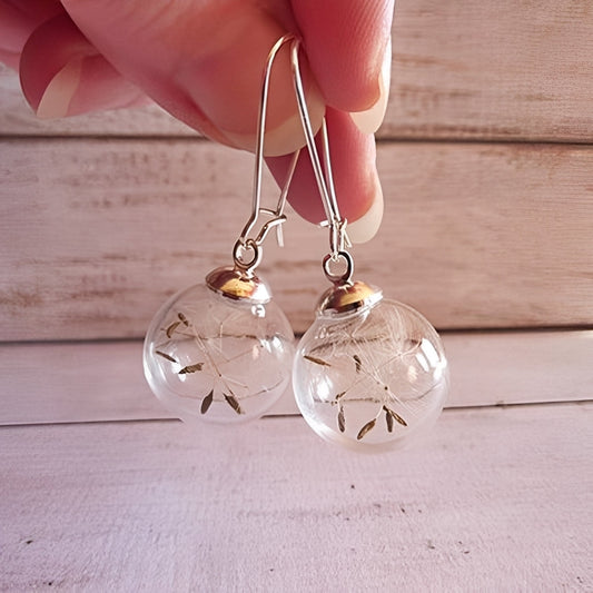 Liora – Boucles d'Oreilles en Argent avec Design de Pissenlit