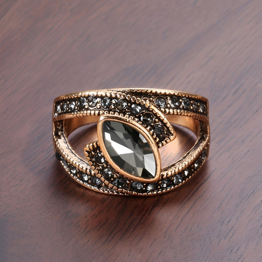 Sheena – Bague Élégante avec Cristal Noir