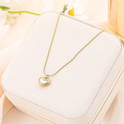 Neréa – Collier cœur en nacre