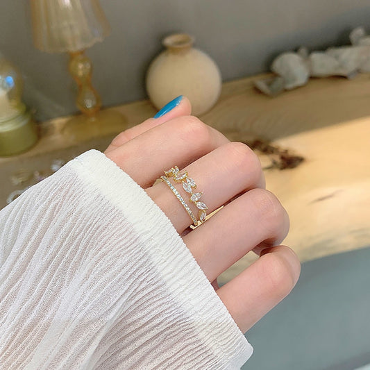 Mia – Bague en Or avec Cristal Étincelant