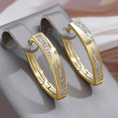 Sophie – Boucles d'Oreilles en Or et Diamants Précieux