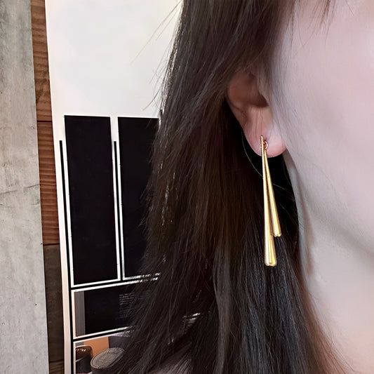 Hapi – Boucles d’Oreilles Goutte d’Eau Dorées Asymétriques