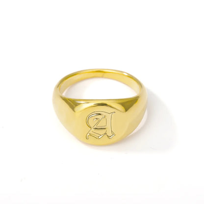 Elise – Bague Lettre en Police Anglaise Ancienne