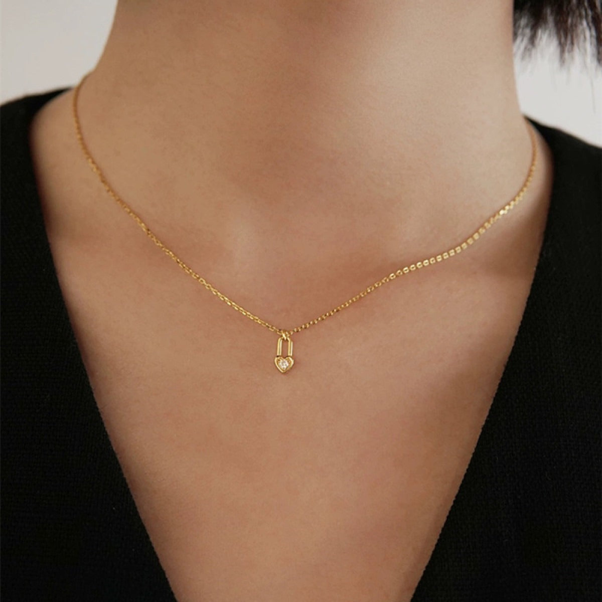 Yura – Collier Pendentif Cœur Serrure