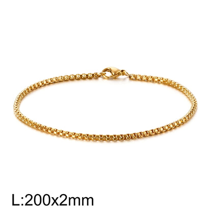 Vera – Bracelet Doré au Style Audacieux et Affirmé