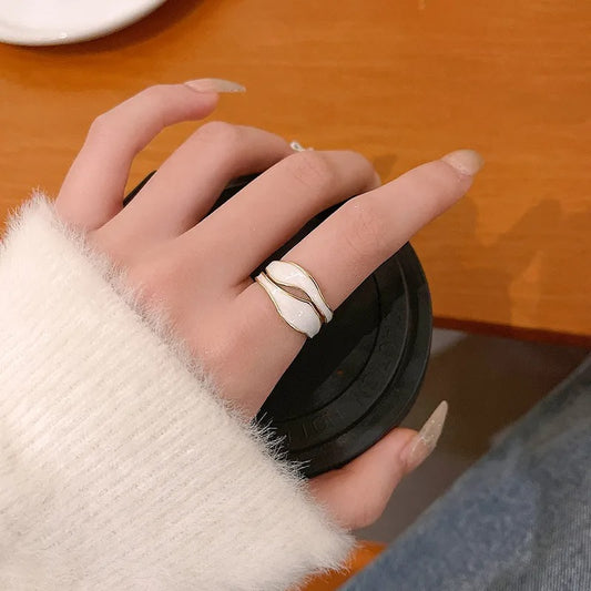 Bria – Bague Vintage en Or Blanc
