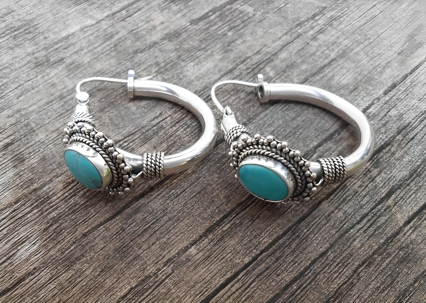 Hiraya – Boucles d’Oreilles Vintage avec Pierre Turquoise