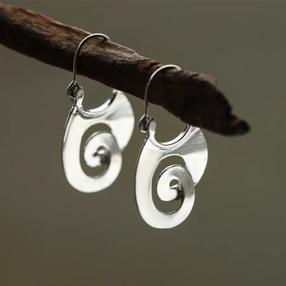 Amandine – Boucles d’Oreilles Argent Vintage Irrégulières
