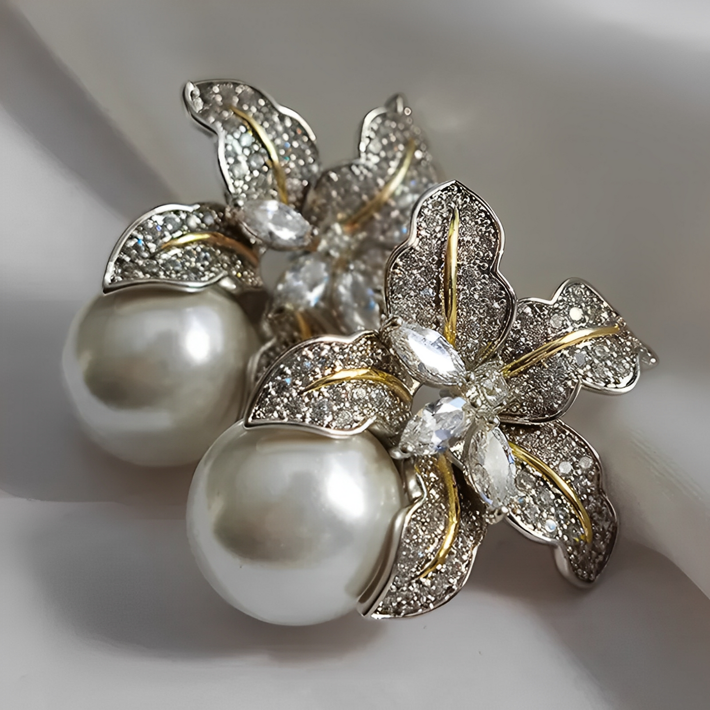 Anemone – Boucles d’Oreilles Élégantes Fleur et Perle
