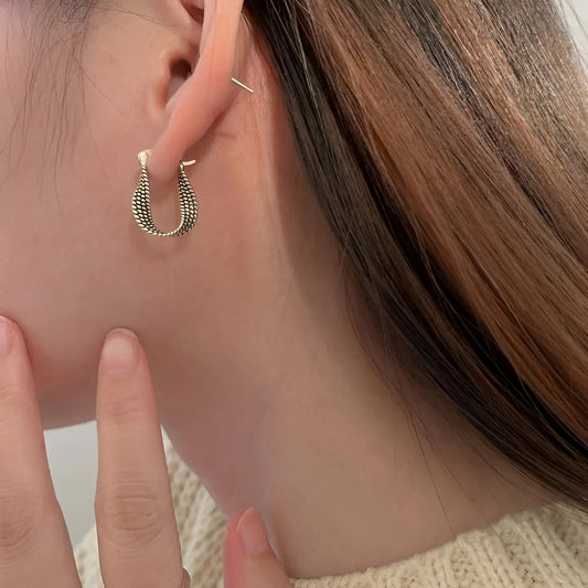 Dakota – Boucles d'Oreilles Vintage en Maille Argent