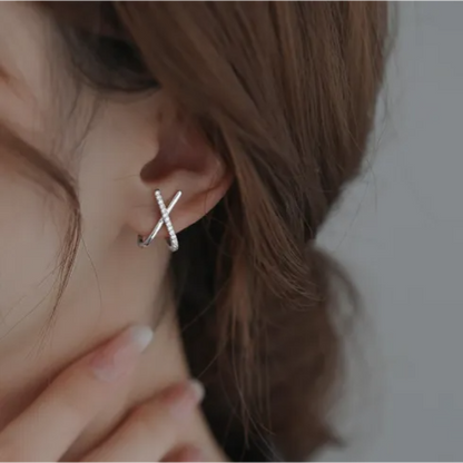 Ayla – Boucles Croisées Pavées de Cristaux