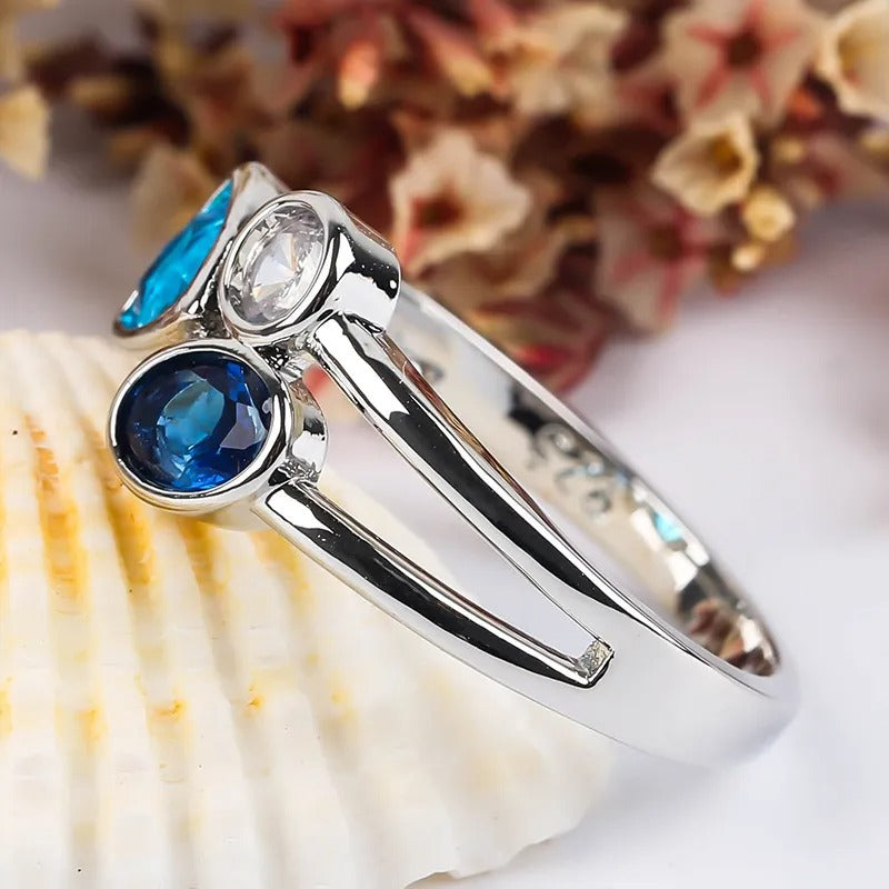 Isaline – Bague Vintage à Cristal Bleu