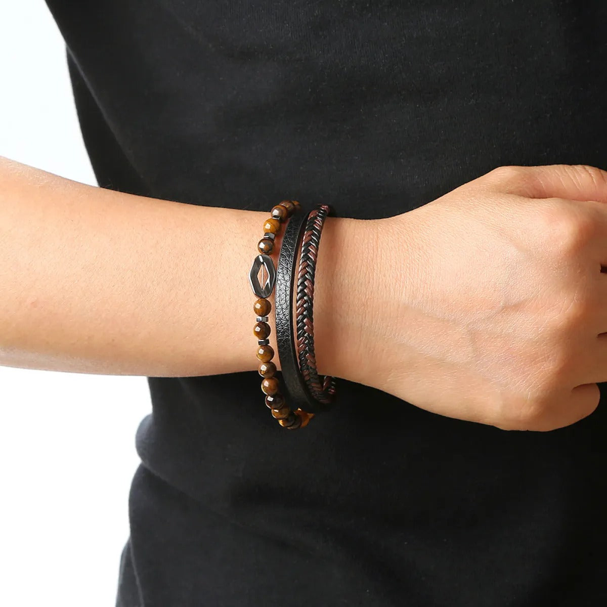 Kaelen – Bracelet Cuir & Œil de Tigre Protecteur