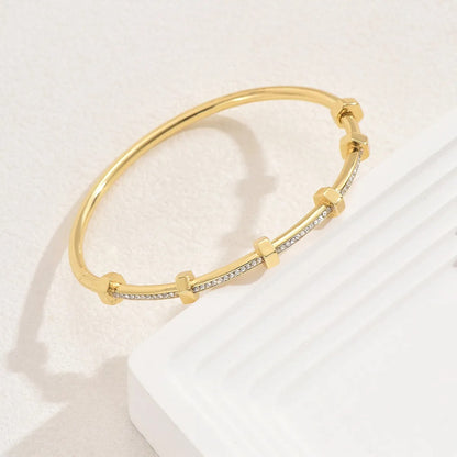 Chloe – Bagues Cristal Brillantes et Raffinées