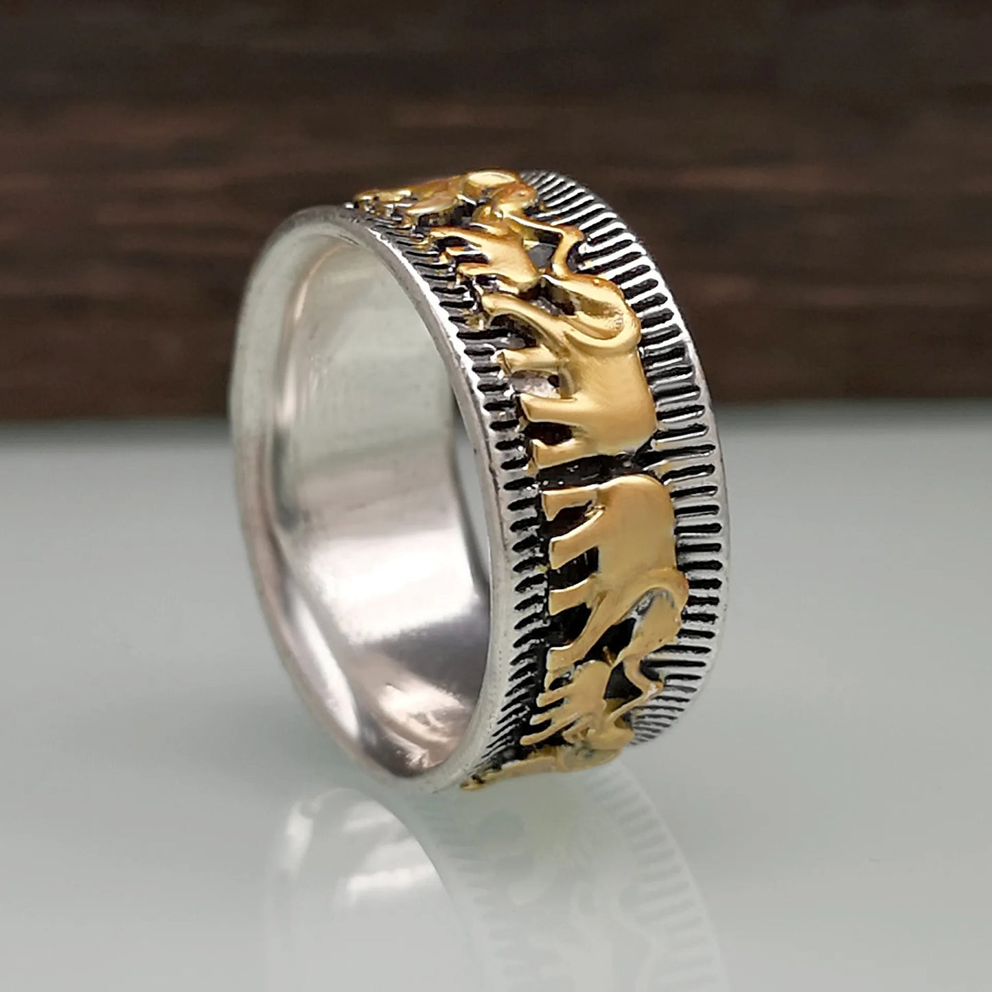 Eli – Bague Éléphant Dorée Vintage