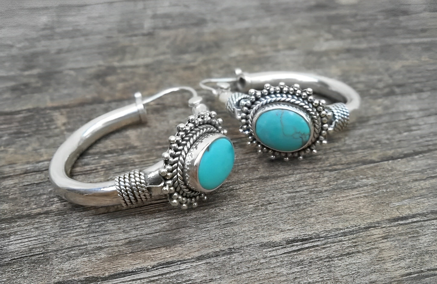 Hiraya – Boucles d’Oreilles Vintage avec Pierre Turquoise