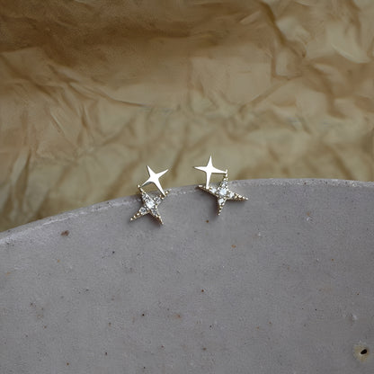 Astrid – Boucles d’Oreilles Étoiles Scintillantes