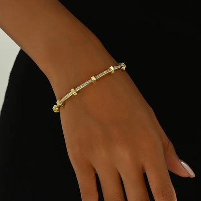 Elsa - Bracelet Raffiné en Or Doré
