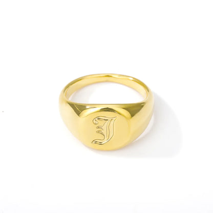 Elise – Bague Lettre en Police Anglaise Ancienne