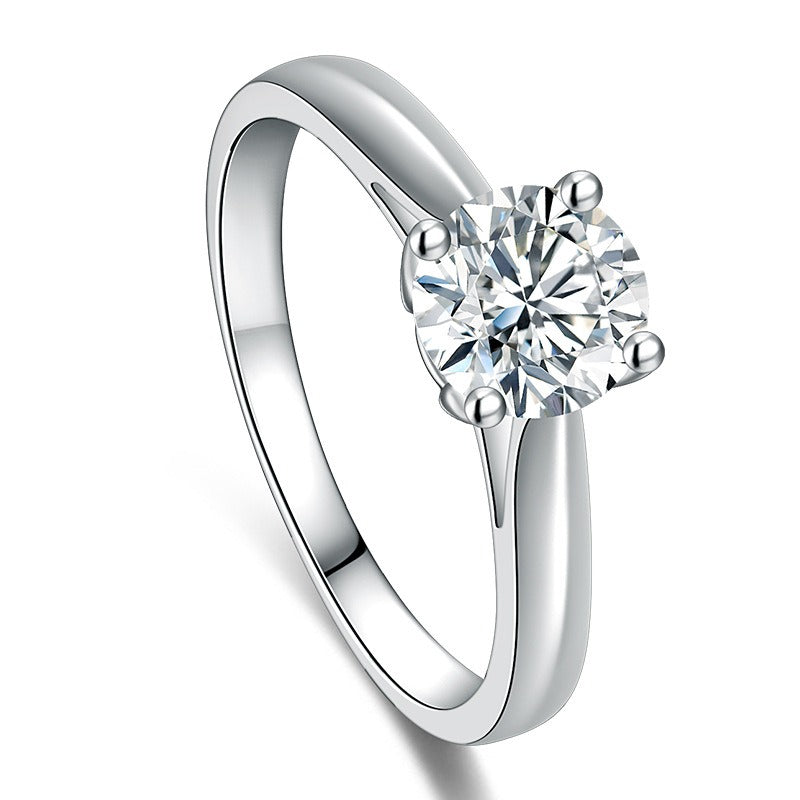 Ashley – Bague de Mariage Élégante en Diamant Simulé