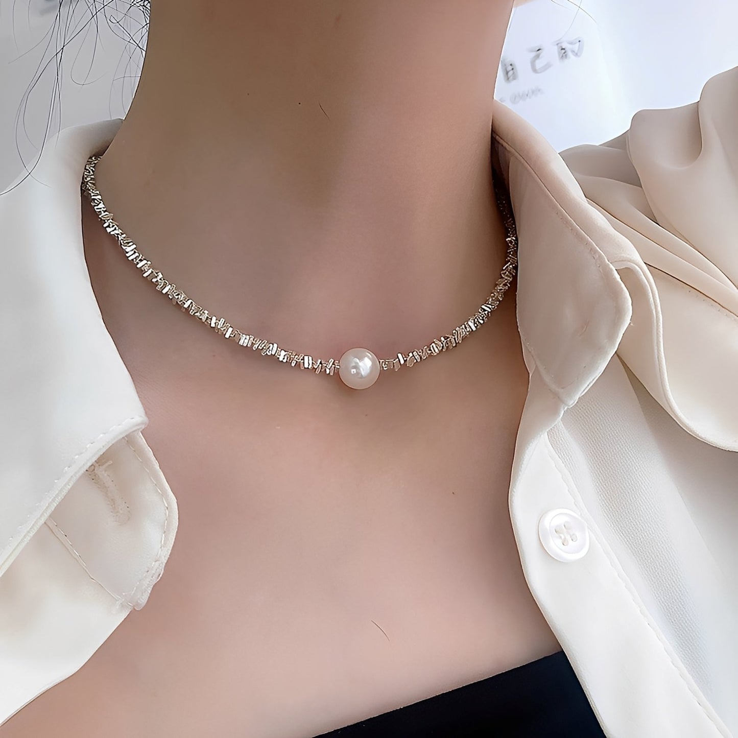 Aki – Collier Élégant de Perles