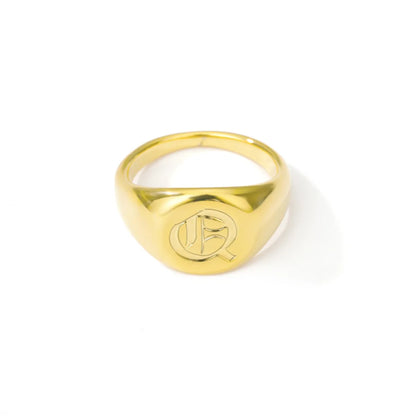 Elise – Bague Lettre en Police Anglaise Ancienne