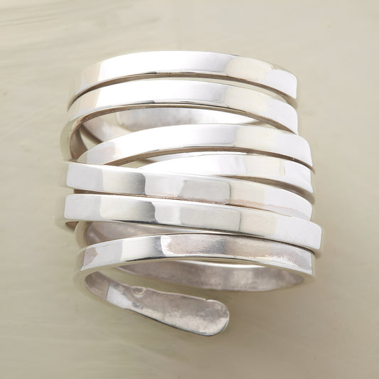 Trina – Bague Épaise en Argent Vintage