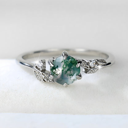 Dannah – Bague Vintage avec Pierre Verte Argentée